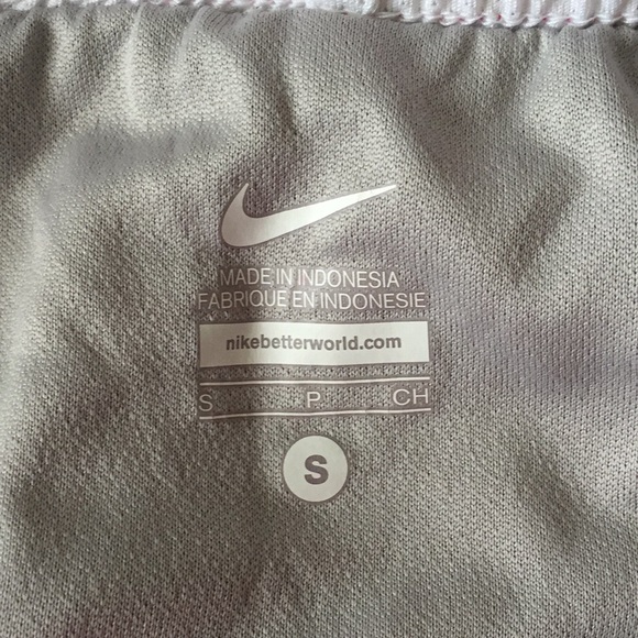 Nike Women’s Running Shorts - Picture 4 of 4